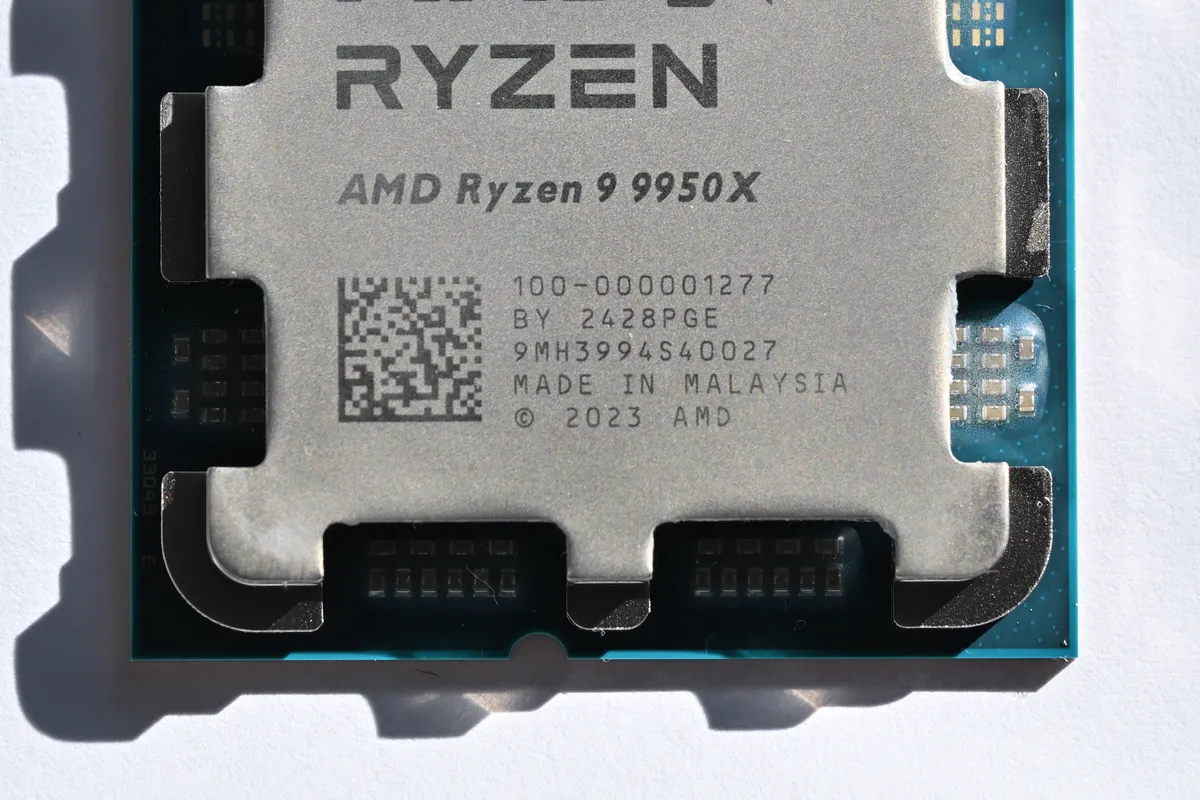 AMD predstavio čipove za robote i novi AI superračunalni rack: Zen 5, RDNA 3.5 i CDNA5 arhitekture