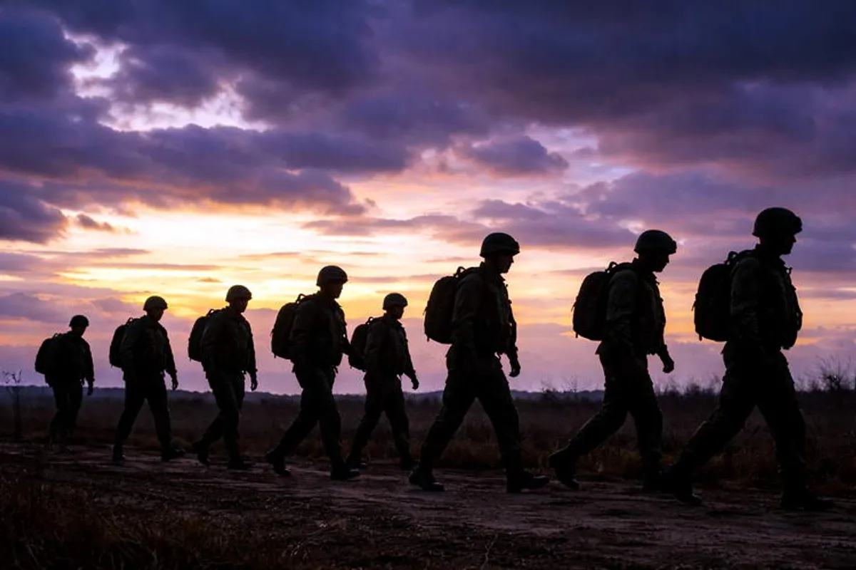 Former US Major: Iran Could Send 100,000 Troops to Ukraine