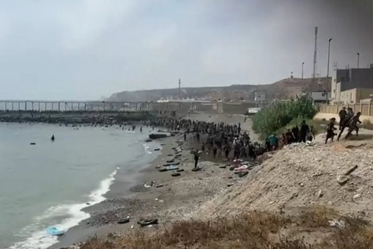 Ceuta's Leader Calls for Detention and Deportation of Thousands of Migrants