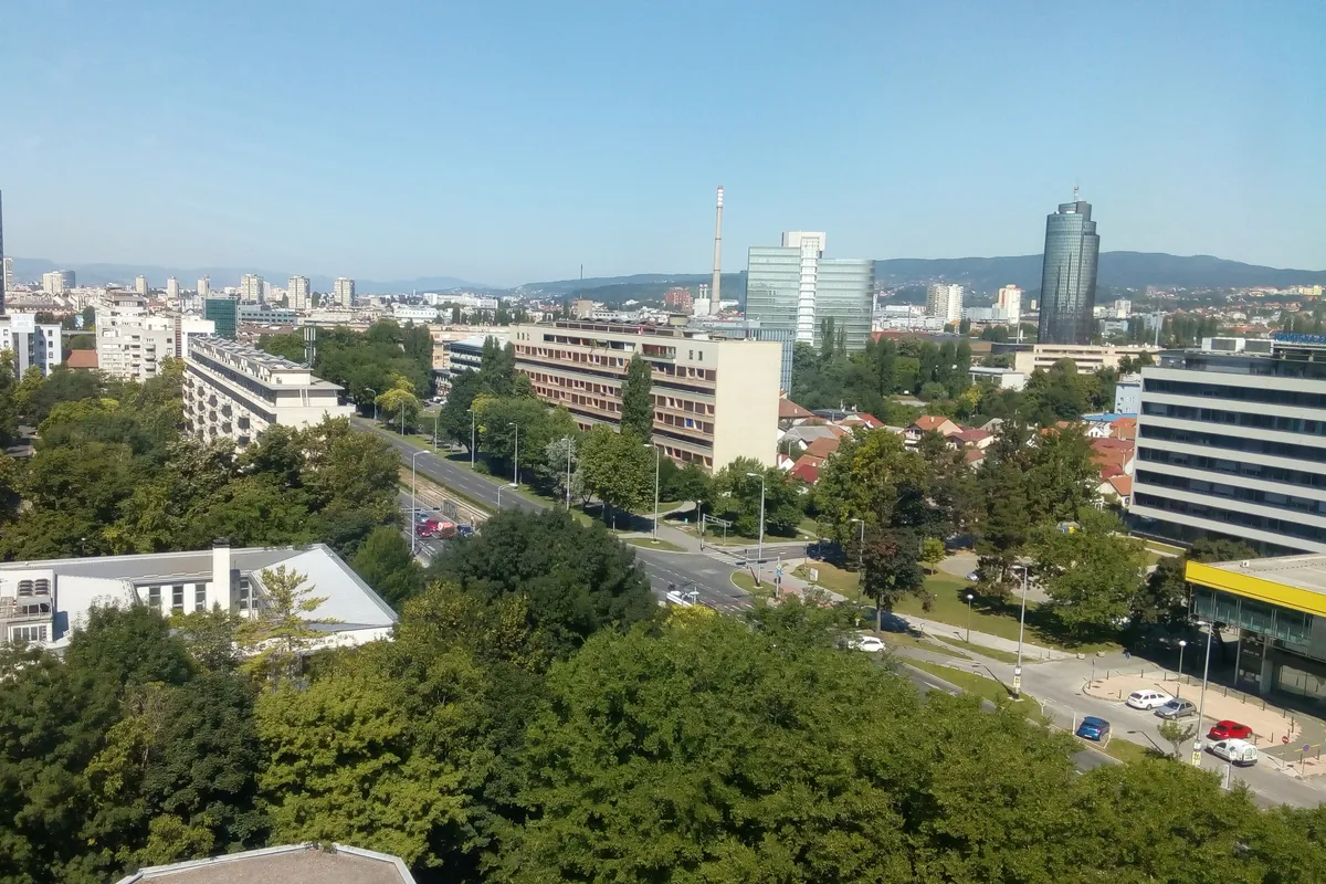 Dobio broj 467 dok je 174 na redu: Zagrepčanin snimio gužve na Vukovarskoj 70