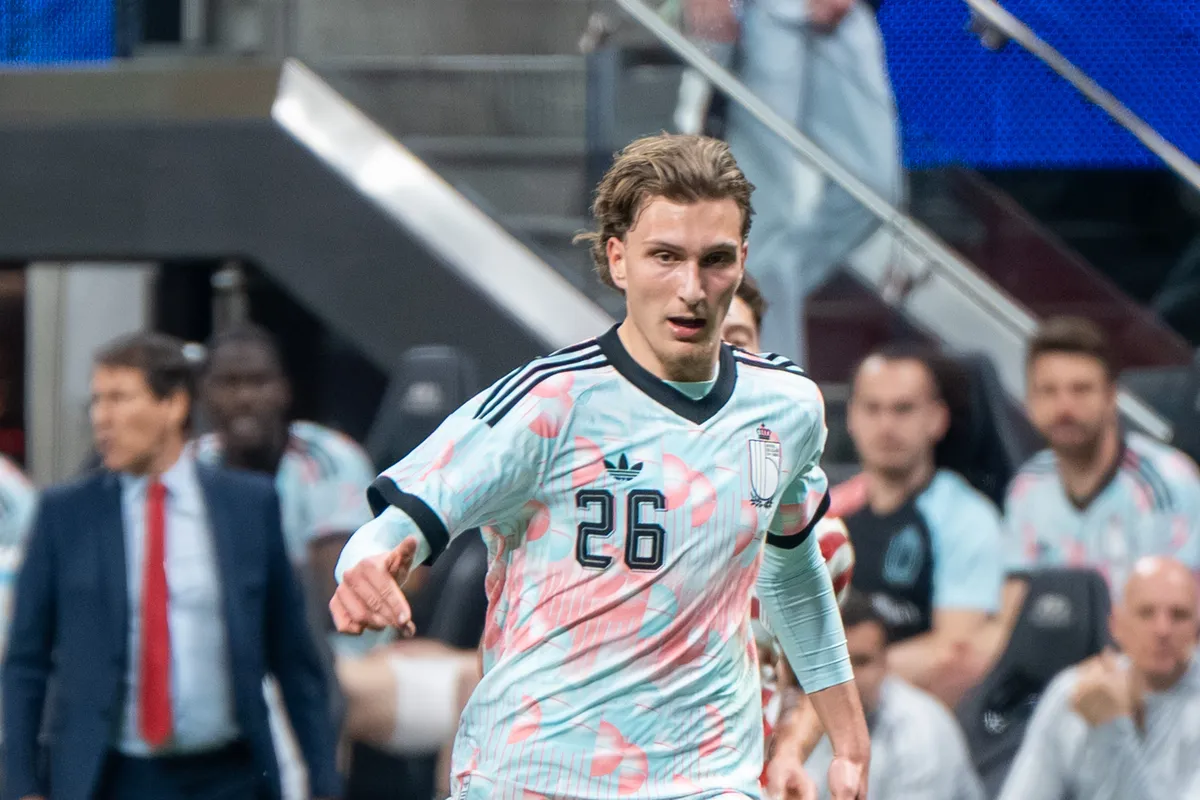 Godts speaks out about Ajax chaos: It's not a transfer, it's an injury