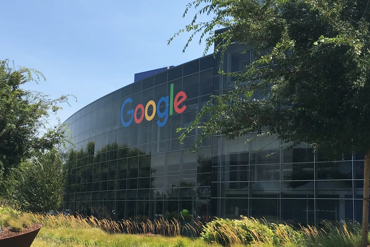 Japan upozorio X i Google zbog nedovoljne transparentnosti moderiranja