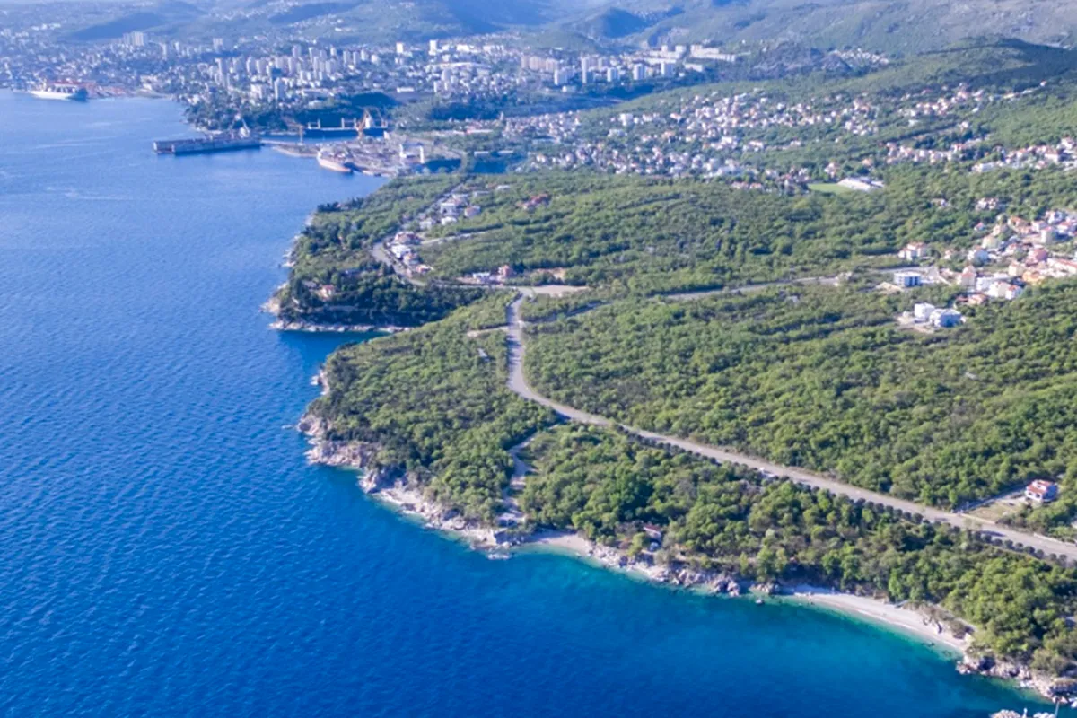 Na 160 km obale rade samo dva spasioca