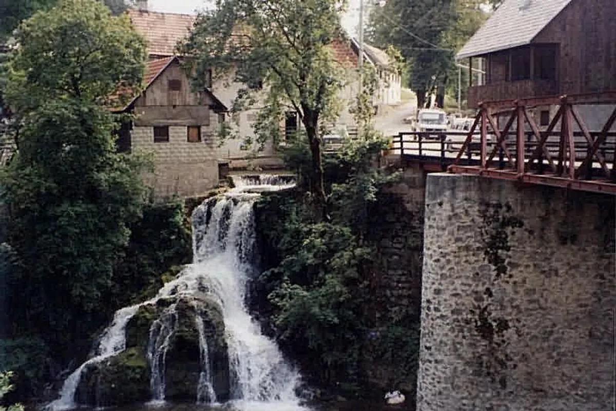 Rastoke 31 godinu nakon oslobođenja: Od ruševina do bajkovitog izletišta