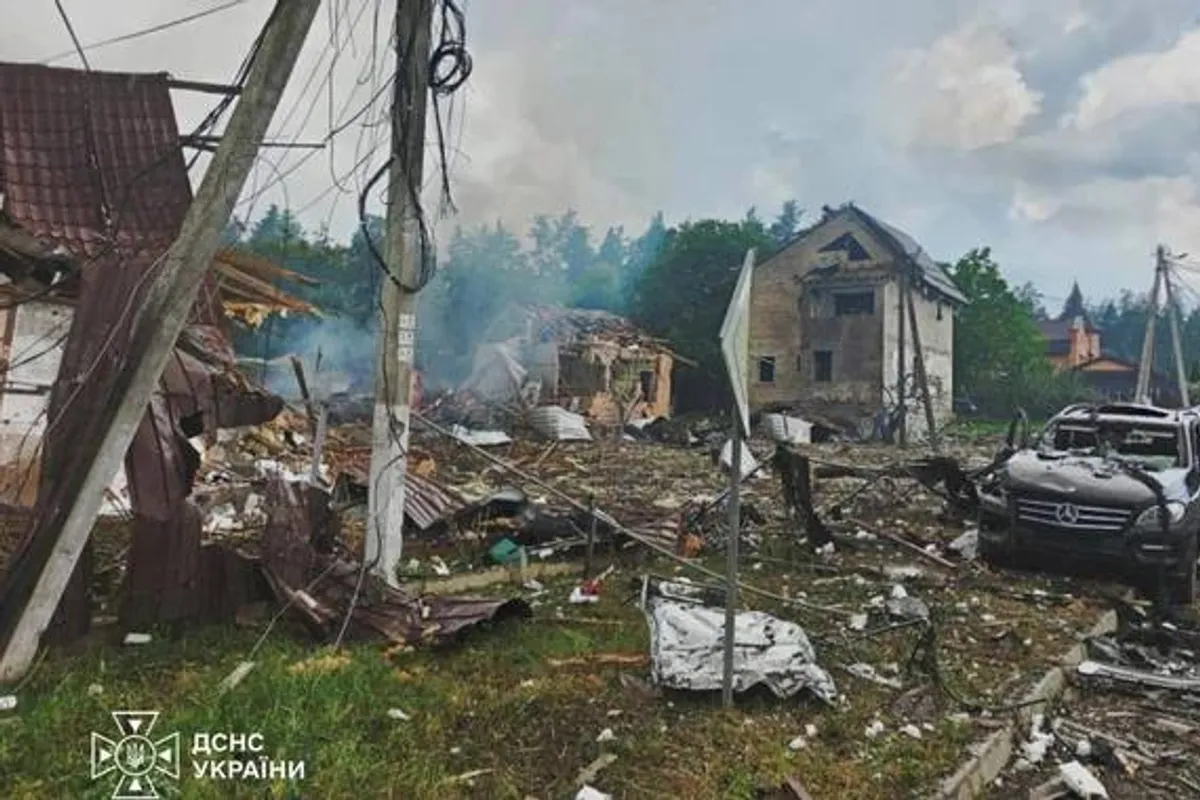 Ruski strateški bombarderi poletjeli prema Kijevu, 12 mrtvih u napadu na izložbu oružja