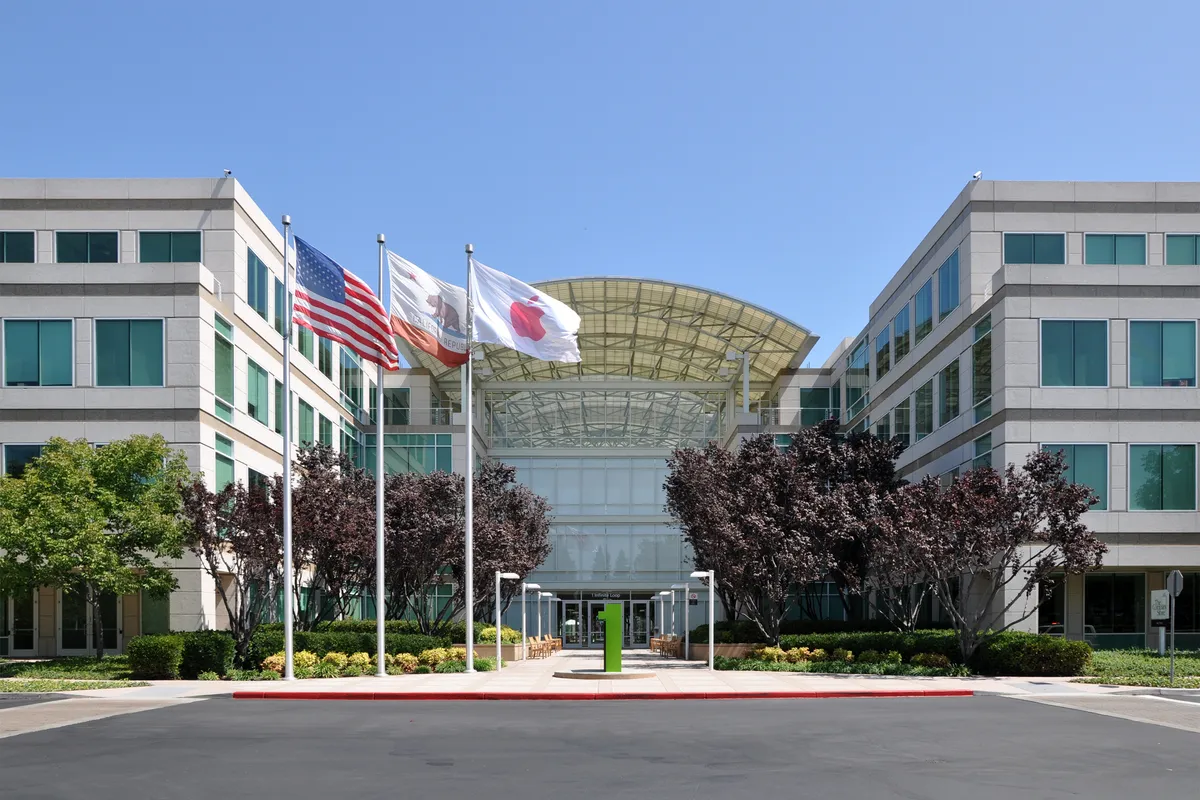 Tim Cook najavio mogućnost naplate Siri AI usluge