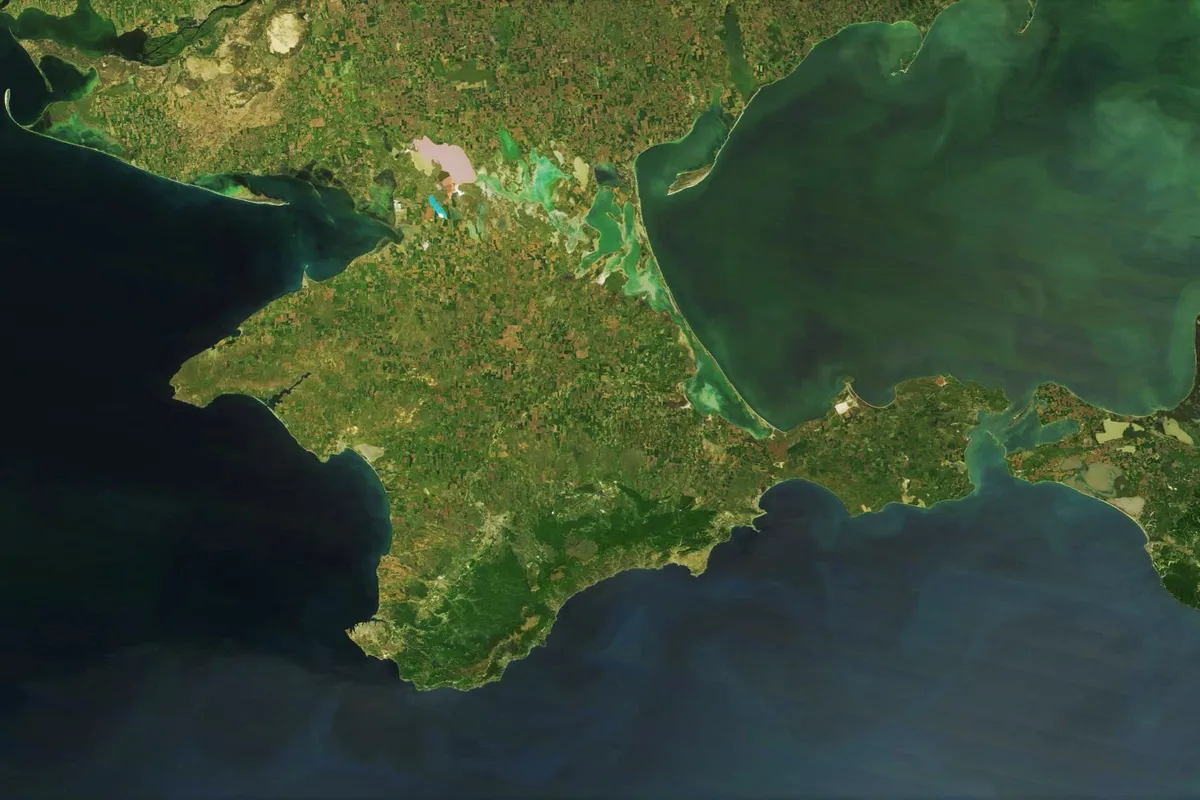 Ukraine destroys air defense of Putin's palace in Crimea