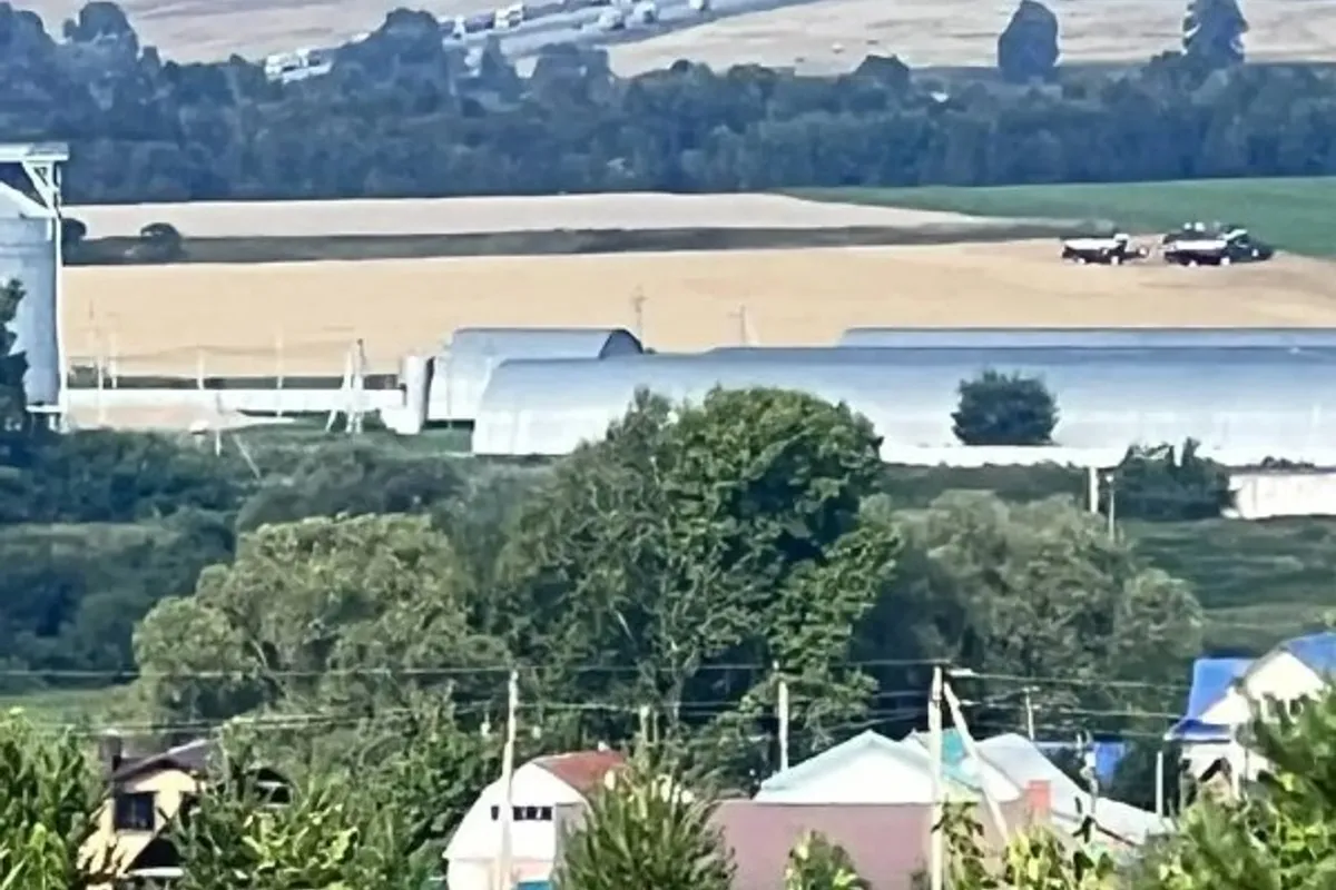 Ukrainian Drones Set Fire to Wildberries Logistics Center and Refinery