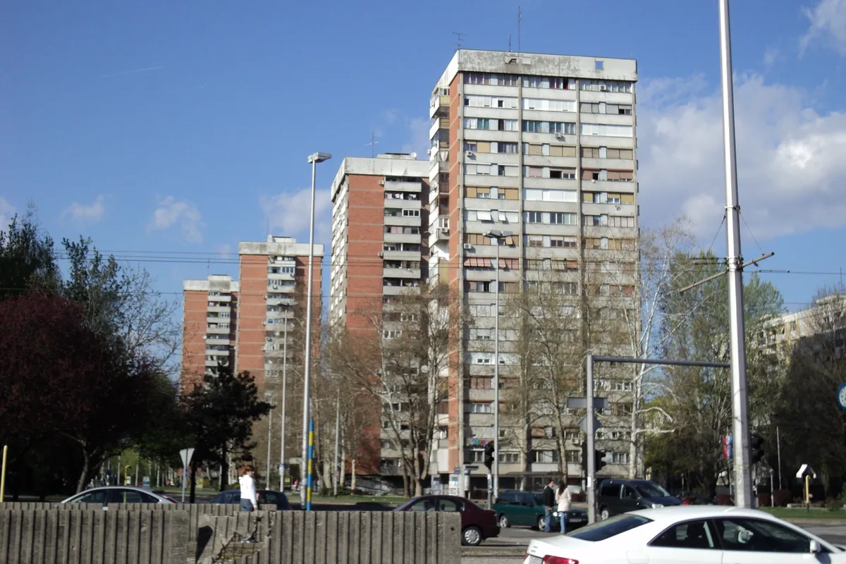 Upozorenje za Knežiju: Muškarac ženi otrgnuo ogrlicu