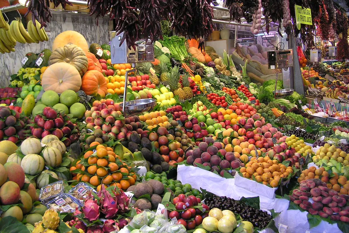 Cherries and Garlic at 10 Euros per Kilogram