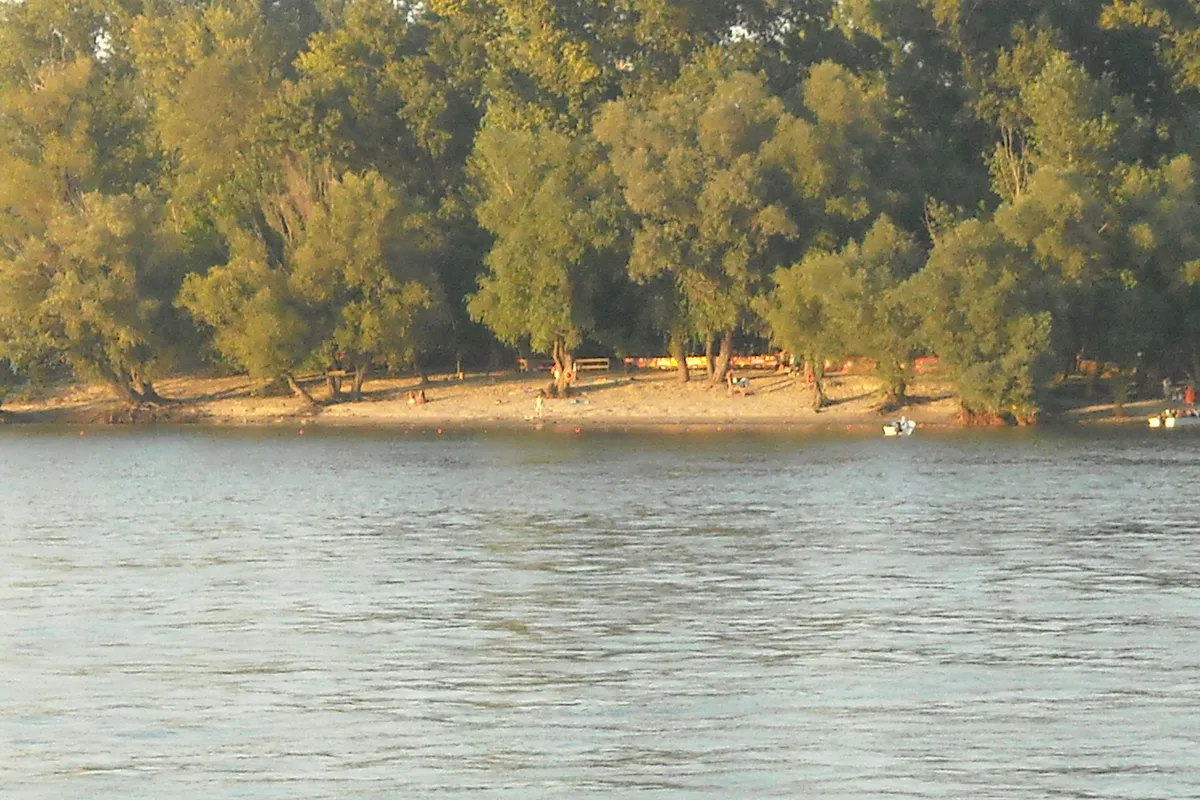 Vukovarer Ada: Sandige Insel an der Donau wird zum wichtigsten Rückzugsort vor der Hitze