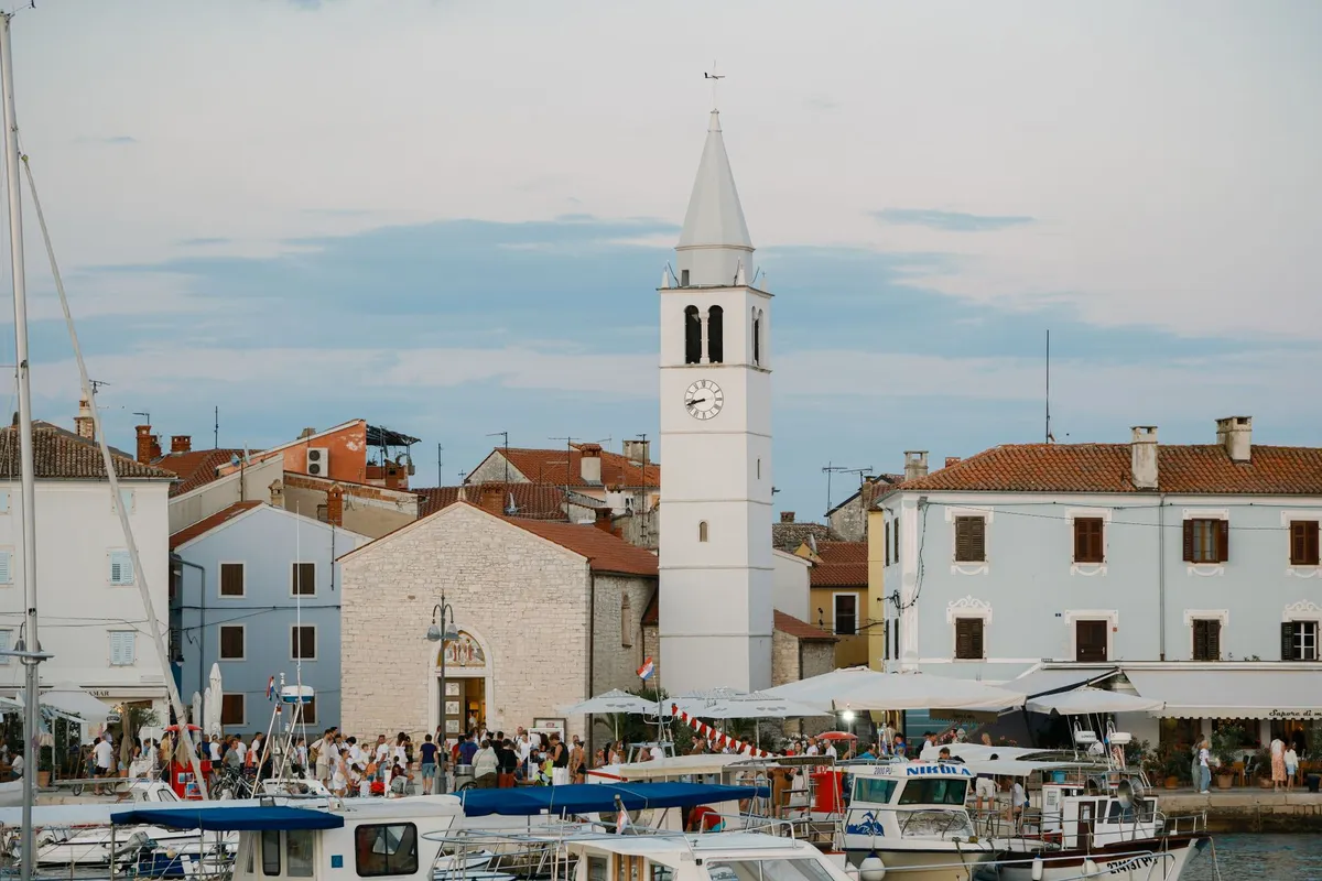 Zadar's Boxing Pride on the Rise: Knežević and Tomkić Defend Croatian Colors